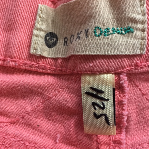 Pink Roxy denim shorts - Picture 6 of 6